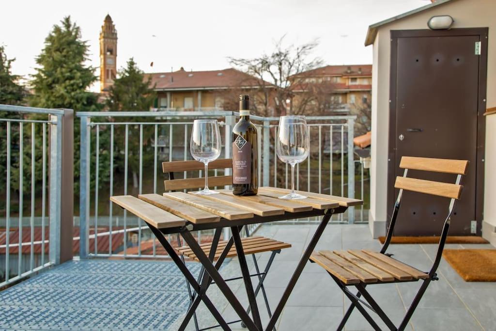 Charming 2.5Room Flat In Center Of Monforte dʼAlba Esterno foto