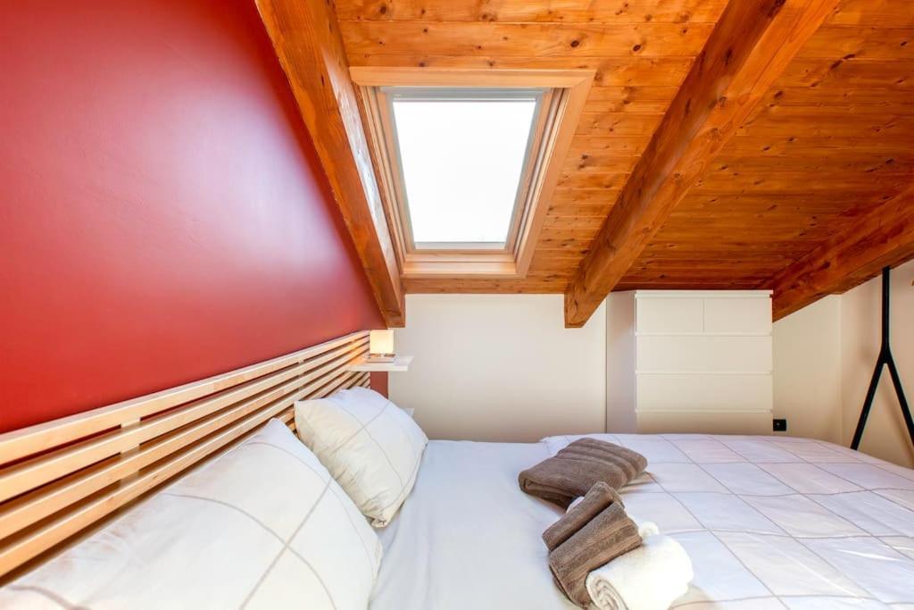 Charming 2.5Room Flat In Center Of Monforte dʼAlba Esterno foto