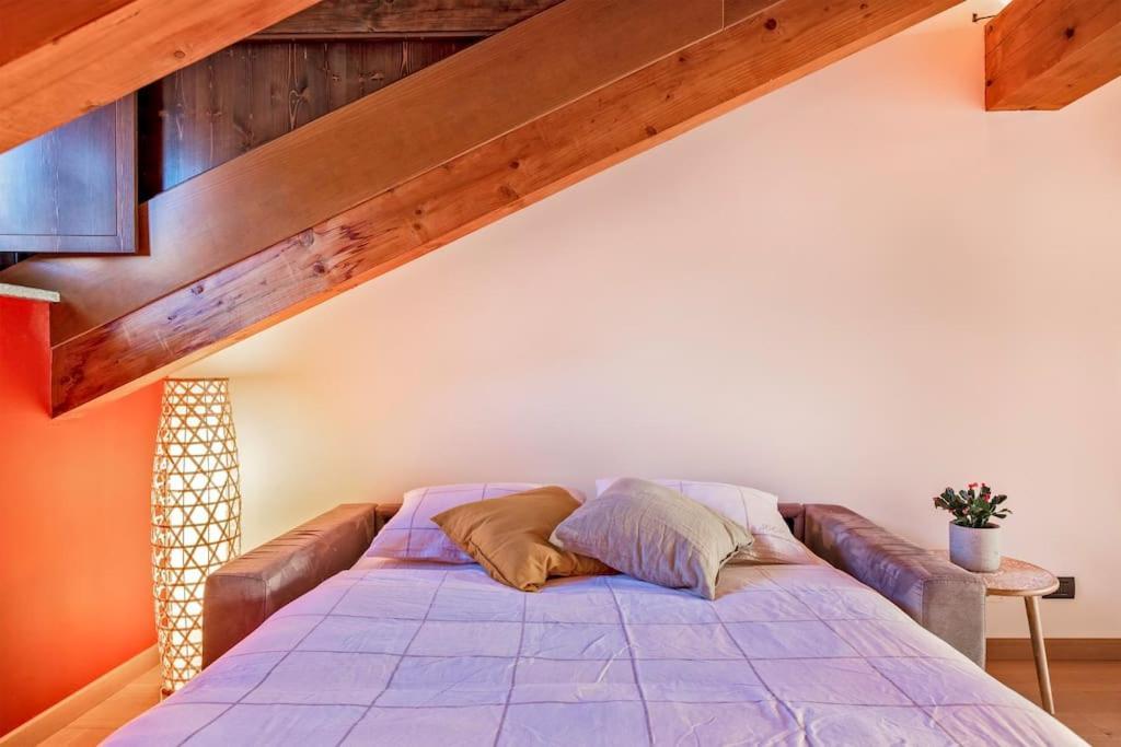 Charming 2.5Room Flat In Center Of Monforte dʼAlba Esterno foto