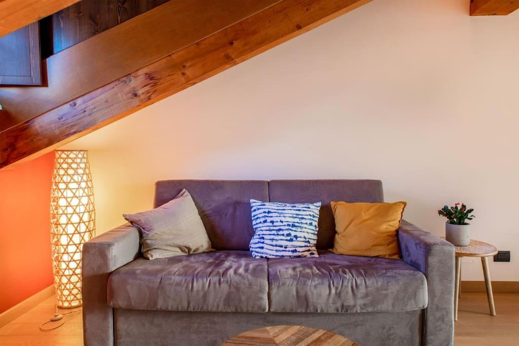 Charming 2.5Room Flat In Center Of Monforte dʼAlba Esterno foto
