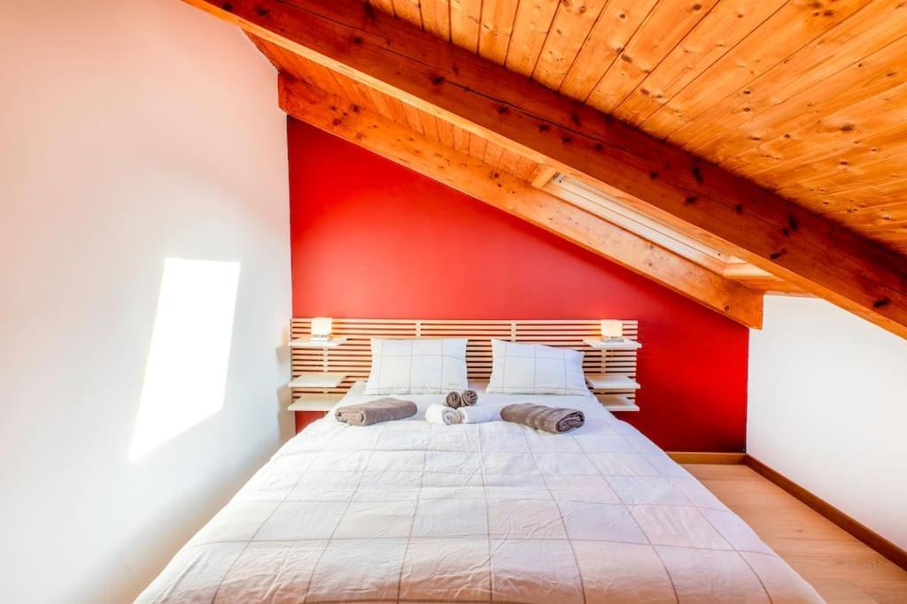 Charming 2.5Room Flat In Center Of Monforte dʼAlba Esterno foto